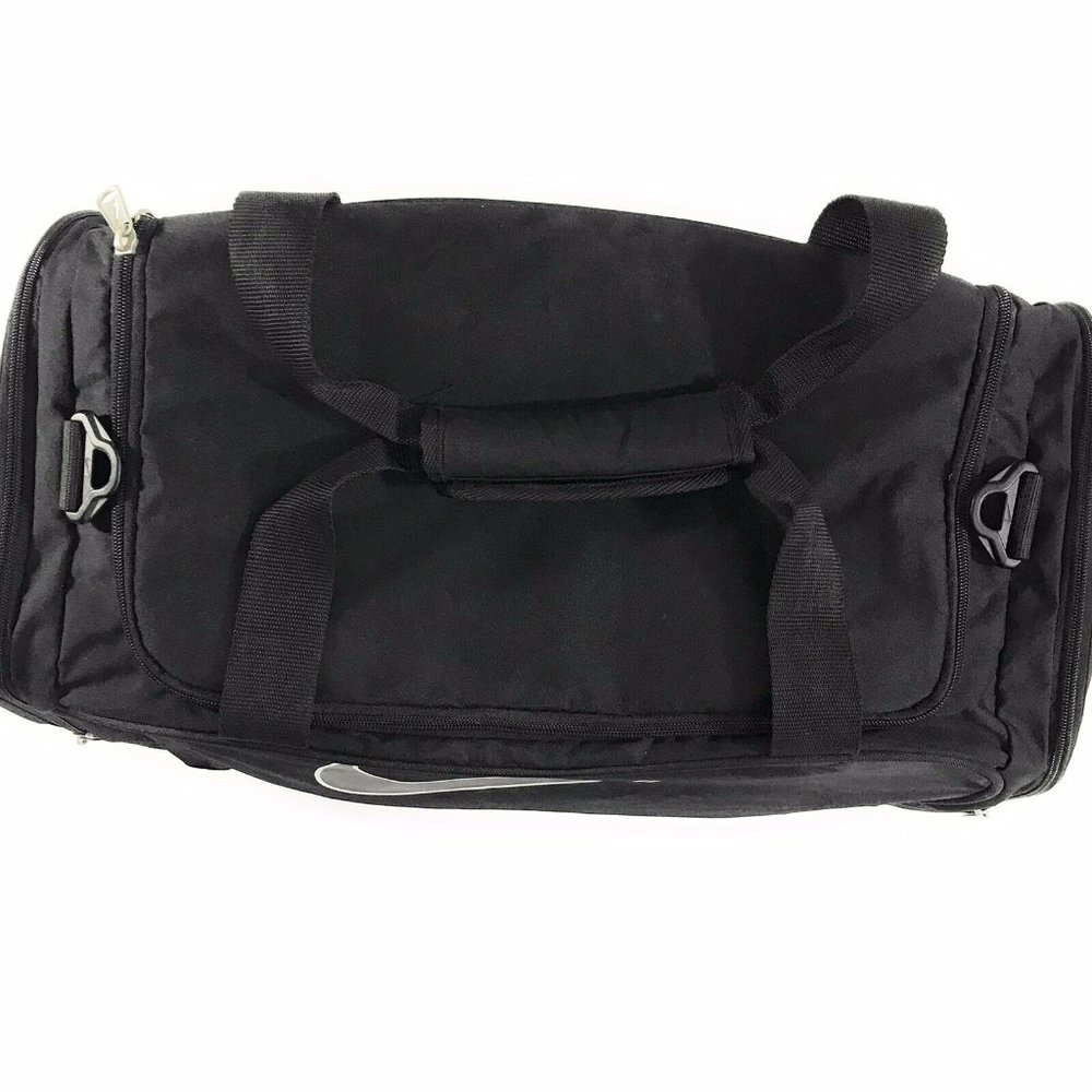 (SOLD) Nike Unisex Black Duffel Overnight Gym Bag - Picture 2 of 8